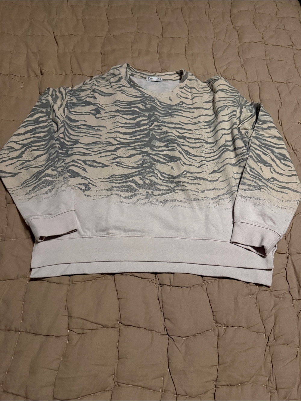 Women’s Crewneck Sweater in Light Beige with Gray Pattern